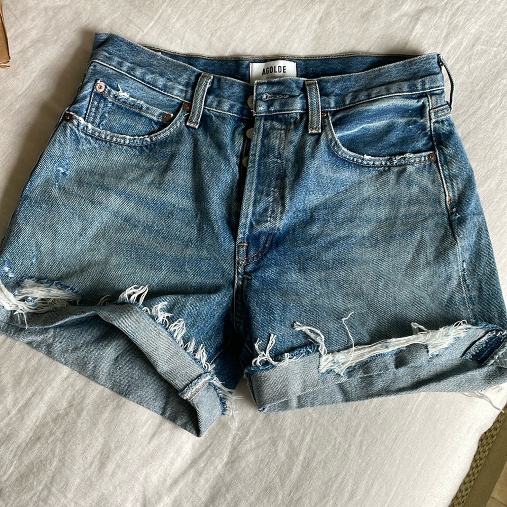 Agolde Parker long shorts.